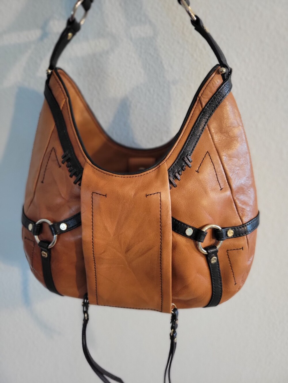 Genuine Leather, TRE-VERO,very clean ,Tan, and Black  Hobo,11" W.7" H. 3.1/2"D